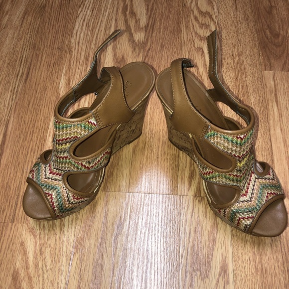 SBICCA Women’s wedges size 6 - Picture 3 of 4